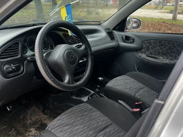 Сірий Деу Сенс, об'ємом двигуна 1.5 л та пробігом 1 тис. км за 712 $, фото 4 на Automoto.ua