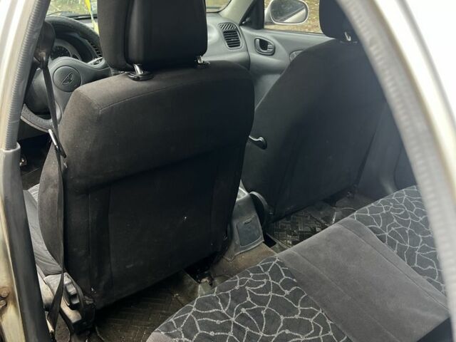 Сірий Деу Сенс, об'ємом двигуна 1.5 л та пробігом 1 тис. км за 712 $, фото 5 на Automoto.ua