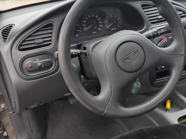 Сірий Деу Сенс, об'ємом двигуна 0 л та пробігом 250 тис. км за 699 $, фото 6 на Automoto.ua