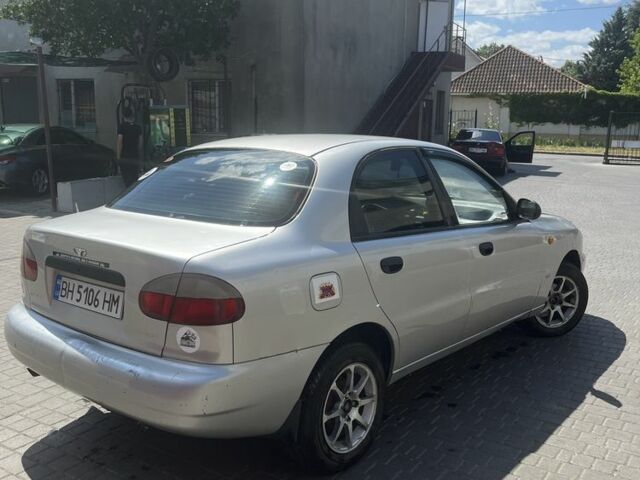 Серый Дэу Сенс, объемом двигателя 1.5 л и пробегом 200 тыс. км за 2900 $, фото 1 на Automoto.ua