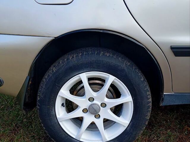 Серый Дэу Сенс, объемом двигателя 1.3 л и пробегом 90 тыс. км за 2200 $, фото 5 на Automoto.ua