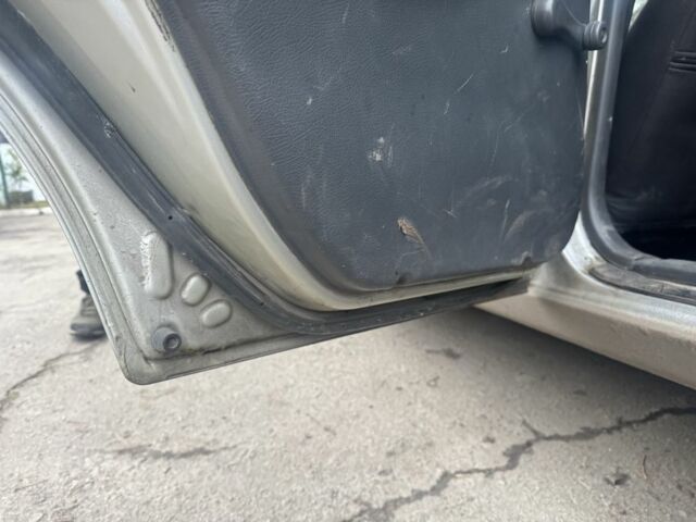 Серый Дэу Сенс, объемом двигателя 1.5 л и пробегом 250 тыс. км за 800 $, фото 7 на Automoto.ua