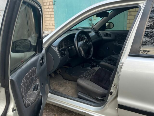 Серый Дэу Сенс, объемом двигателя 1.3 л и пробегом 250 тыс. км за 2000 $, фото 9 на Automoto.ua