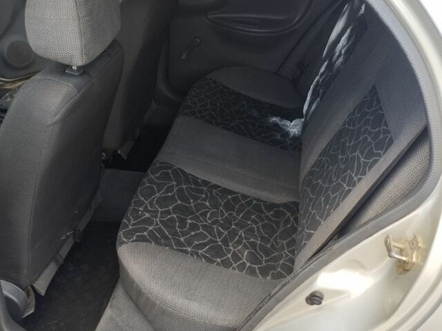 Серый Дэу Сенс, объемом двигателя 1.5 л и пробегом 370 тыс. км за 230 $, фото 4 на Automoto.ua