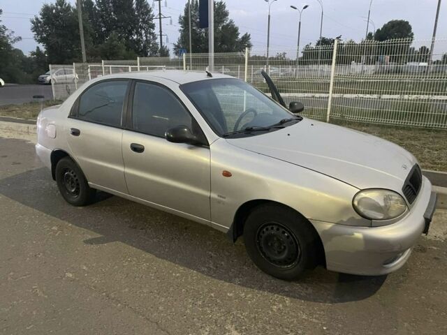 Серый Дэу Сенс, объемом двигателя 1.5 л и пробегом 301 тыс. км за 2000 $, фото 1 на Automoto.ua