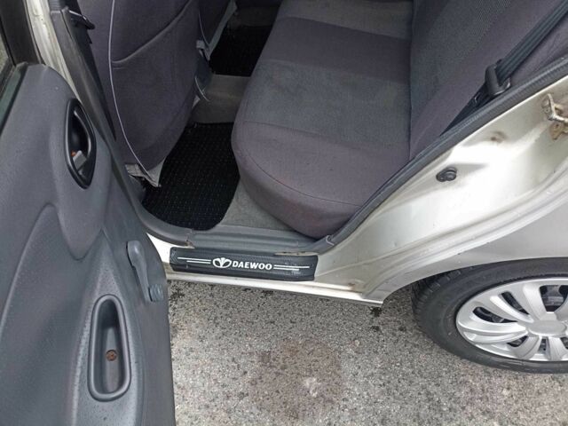 Серый Дэу Сенс, объемом двигателя 1.5 л и пробегом 306 тыс. км за 2000 $, фото 6 на Automoto.ua