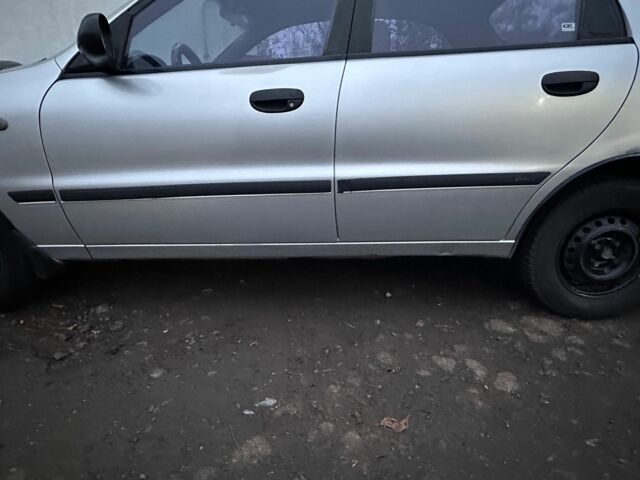 Сірий Деу Сенс, об'ємом двигуна 1.5 л та пробігом 220 тис. км за 2200 $, фото 5 на Automoto.ua