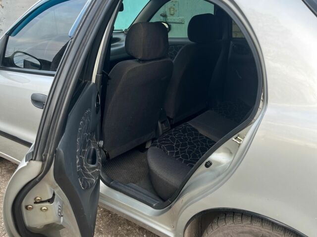 Серый Дэу Сенс, объемом двигателя 1.3 л и пробегом 250 тыс. км за 2000 $, фото 8 на Automoto.ua