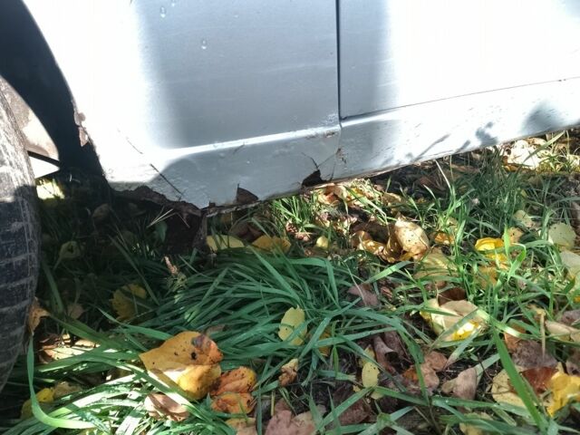 Серый Дэу Сенс, объемом двигателя 1.3 л и пробегом 1000 тыс. км за 1100 $, фото 3 на Automoto.ua