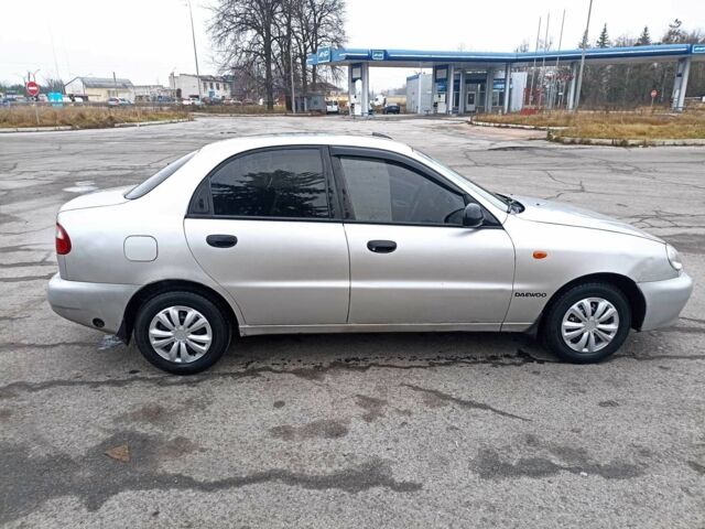 Серый Дэу Сенс, объемом двигателя 1.5 л и пробегом 306 тыс. км за 2000 $, фото 4 на Automoto.ua