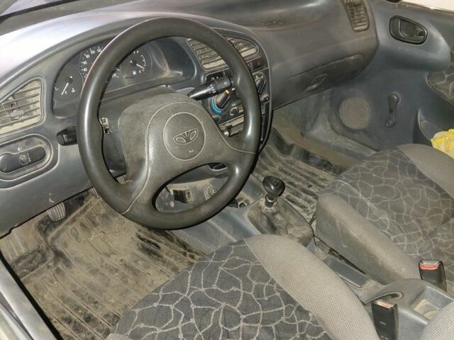 Сірий Деу Сенс, об'ємом двигуна 1.3 л та пробігом 188 тис. км за 713 $, фото 6 на Automoto.ua