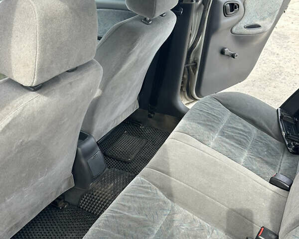 Сірий Деу Сенс, об'ємом двигуна 1.6 л та пробігом 293 тис. км за 1000 $, фото 5 на Automoto.ua