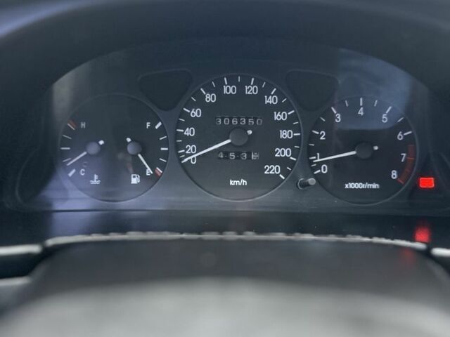 Серый Дэу Сенс, объемом двигателя 1.5 л и пробегом 300 тыс. км за 1699 $, фото 16 на Automoto.ua