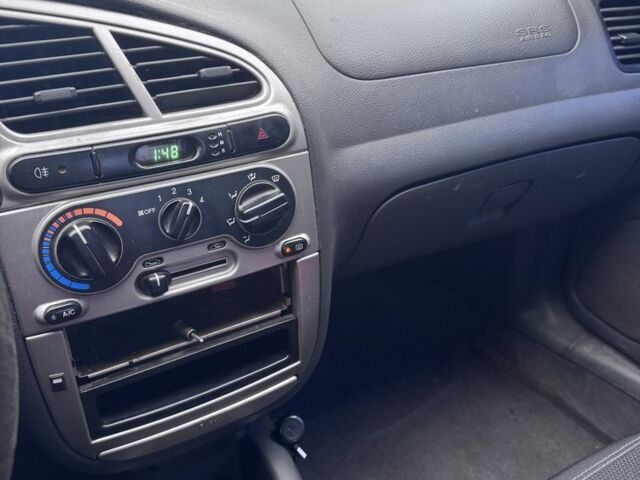 Сірий Деу Сенс, об'ємом двигуна 1.6 л та пробігом 274 тис. км за 2600 $, фото 5 на Automoto.ua