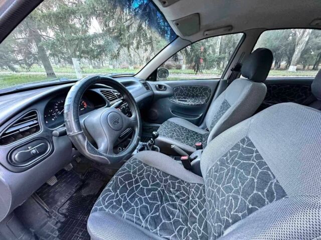 Сірий Деу Сенс, об'ємом двигуна 1.5 л та пробігом 176 тис. км за 2000 $, фото 9 на Automoto.ua