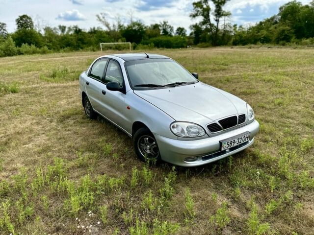 Сірий Деу Сенс, об'ємом двигуна 1.5 л та пробігом 216 тис. км за 1950 $, фото 3 на Automoto.ua