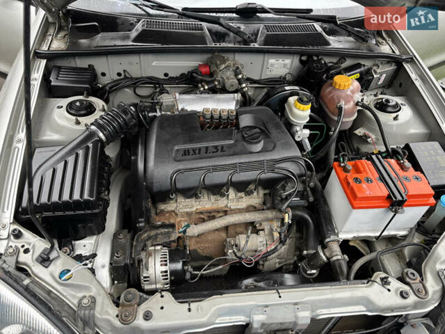Серый Дэу Сенс, объемом двигателя 1.3 л и пробегом 208 тыс. км за 1999 $, фото 26 на Automoto.ua