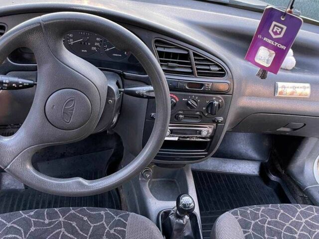 Деу Сенс 2003 у Києві на Automoto.ua Сірий Деу Сенс, об'ємом двигуна 1.5 л та пробігом 265 тис. км за 1400 $, фото 3 на Automoto.ua