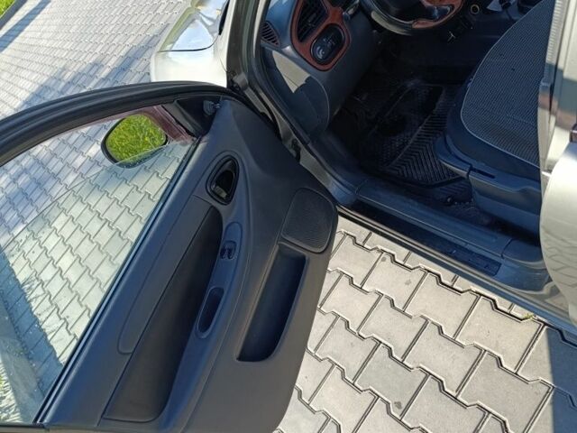 Серый Дэу Сенс, объемом двигателя 1.5 л и пробегом 130 тыс. км за 1850 $, фото 4 на Automoto.ua