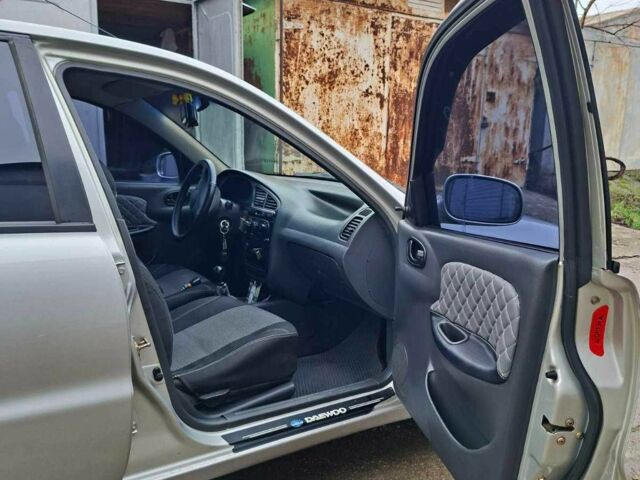 Серый Дэу Сенс, объемом двигателя 1.5 л и пробегом 241 тыс. км за 2800 $, фото 7 на Automoto.ua