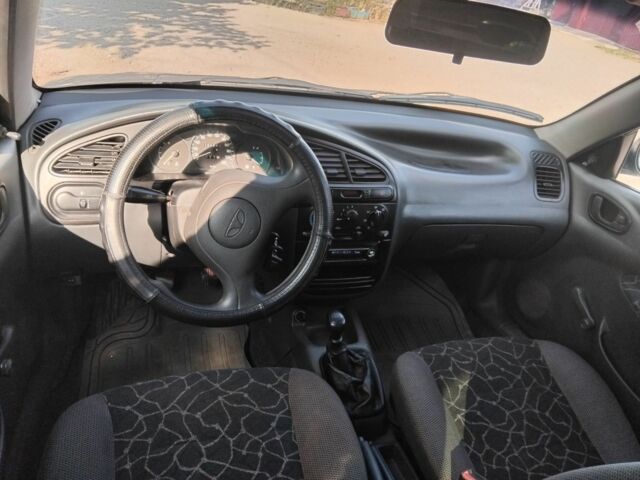 Сірий Деу Сенс, об'ємом двигуна 1.3 л та пробігом 280 тис. км за 2250 $, фото 8 на Automoto.ua