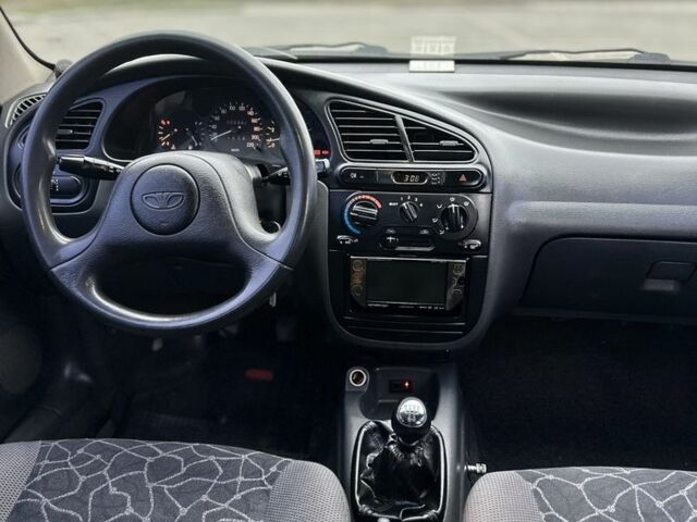 Серый Дэу Сенс, объемом двигателя 1.5 л и пробегом 300 тыс. км за 1699 $, фото 13 на Automoto.ua