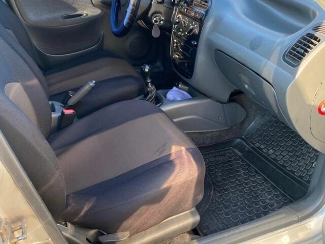 Сірий Деу Сенс, об'ємом двигуна 1.5 л та пробігом 208 тис. км за 1900 $, фото 4 на Automoto.ua