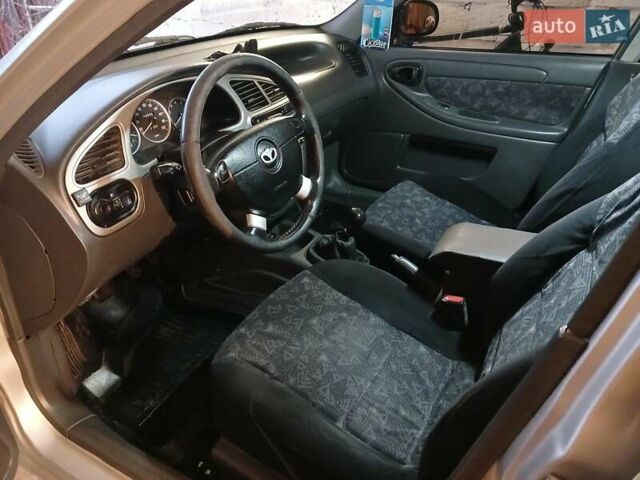 Серый Дэу Сенс, объемом двигателя 1.3 л и пробегом 210 тыс. км за 1650 $, фото 8 на Automoto.ua