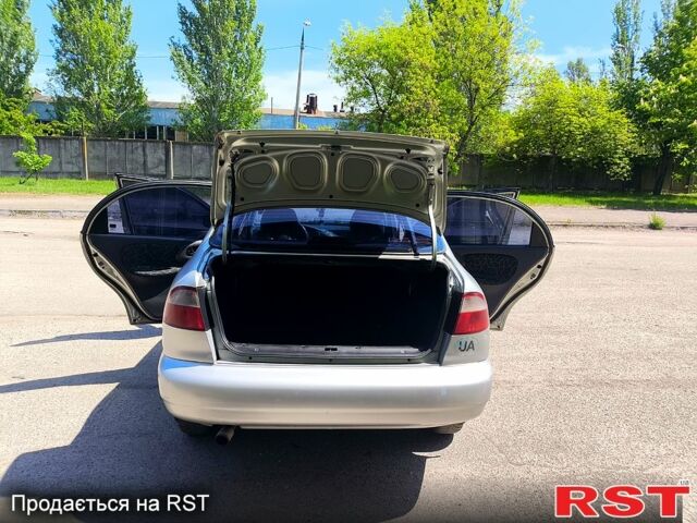 Серый Дэу Сенс, объемом двигателя 1.3 л и пробегом 192 тыс. км за 2100 $, фото 2 на Automoto.ua