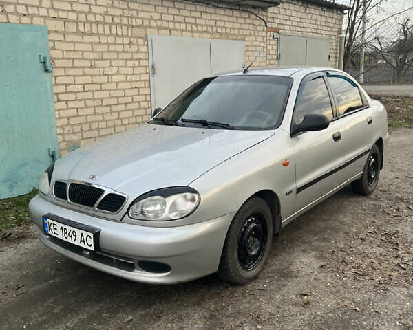 Сірий Деу Сенс, об'ємом двигуна 1.3 л та пробігом 250 тис. км за 2000 $, фото 2 на Automoto.ua