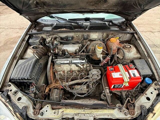 Серый Дэу Сенс, объемом двигателя 1.3 л и пробегом 250 тыс. км за 1100 $, фото 10 на Automoto.ua