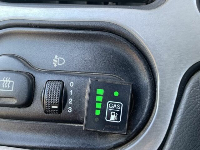 Сірий Деу Сенс, об'ємом двигуна 1.5 л та пробігом 5 тис. км за 2550 $, фото 9 на Automoto.ua