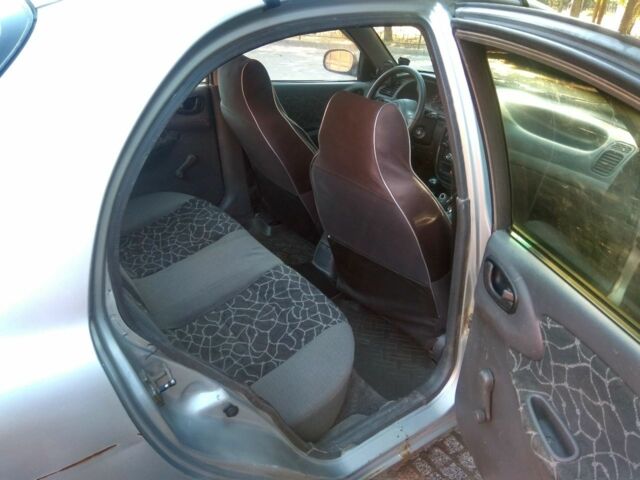 Серый Дэу Сенс, объемом двигателя 1.3 л и пробегом 250 тыс. км за 900 $, фото 7 на Automoto.ua