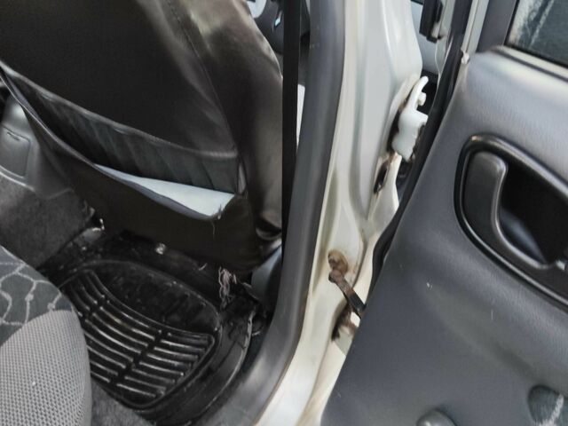 Сірий Деу Сенс, об'ємом двигуна 1.3 л та пробігом 254 тис. км за 1100 $, фото 10 на Automoto.ua