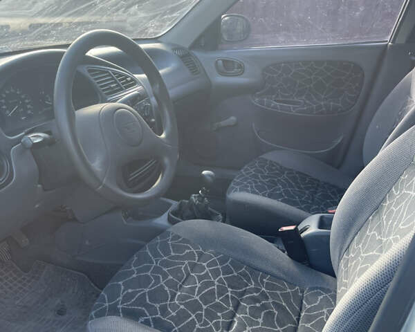 Сірий Деу Сенс, об'ємом двигуна 1.3 л та пробігом 156 тис. км за 1650 $, фото 3 на Automoto.ua
