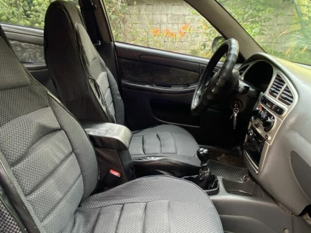 Сірий Деу Сенс, об'ємом двигуна 1.6 л та пробігом 480 тис. км за 2800 $, фото 5 на Automoto.ua