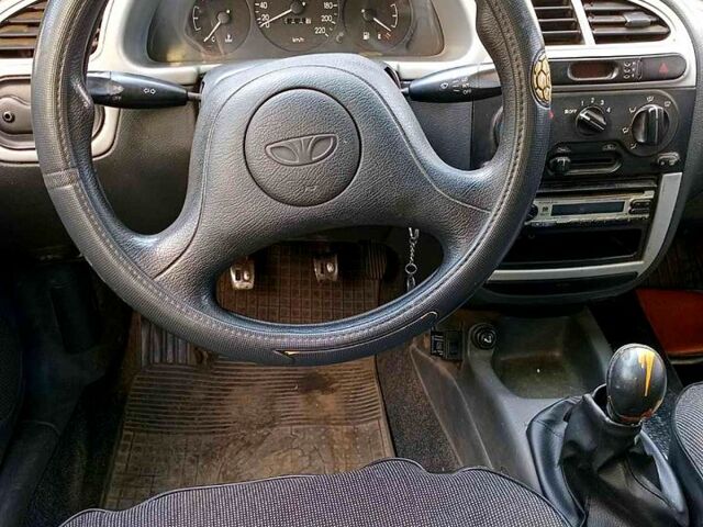 Серый Дэу Сенс, объемом двигателя 1.3 л и пробегом 160 тыс. км за 1700 $, фото 7 на Automoto.ua