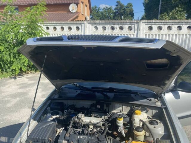Сірий Деу Сенс, об'ємом двигуна 1.5 л та пробігом 260 тис. км за 2300 $, фото 6 на Automoto.ua