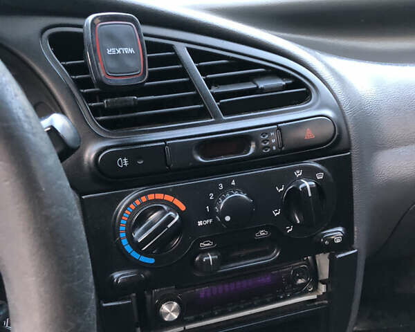 Серый Дэу Сенс, объемом двигателя 1.3 л и пробегом 340 тыс. км за 1200 $, фото 10 на Automoto.ua