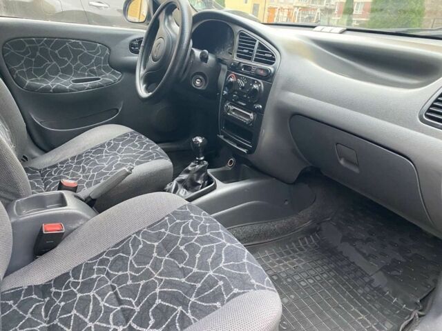 Серый Дэу Сенс, объемом двигателя 1.5 л и пробегом 300 тыс. км за 2800 $, фото 4 на Automoto.ua