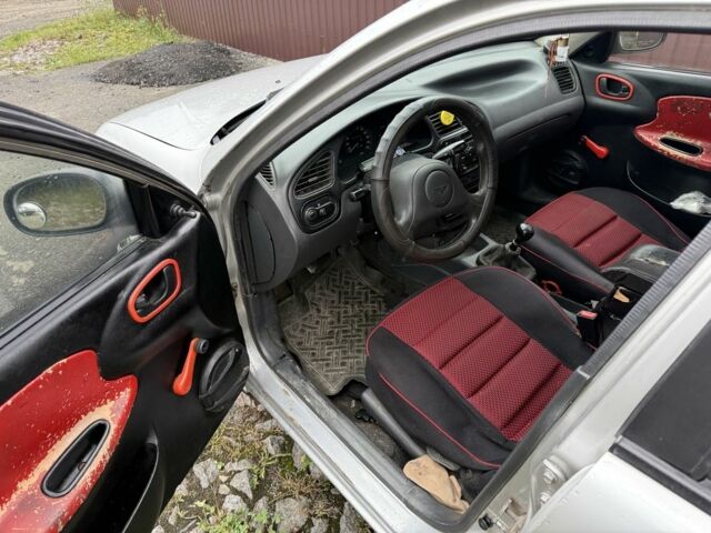 Сірий Деу Сенс, об'ємом двигуна 1.5 л та пробігом 325 тис. км за 850 $, фото 7 на Automoto.ua