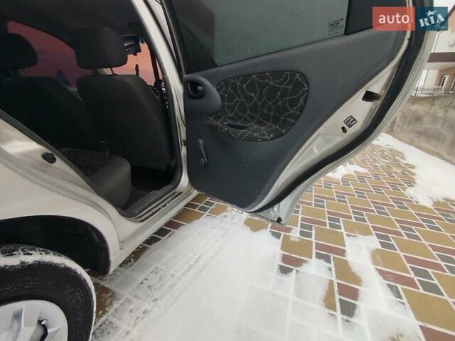 Серый Дэу Сенс, объемом двигателя 1.3 л и пробегом 152 тыс. км за 2299 $, фото 8 на Automoto.ua