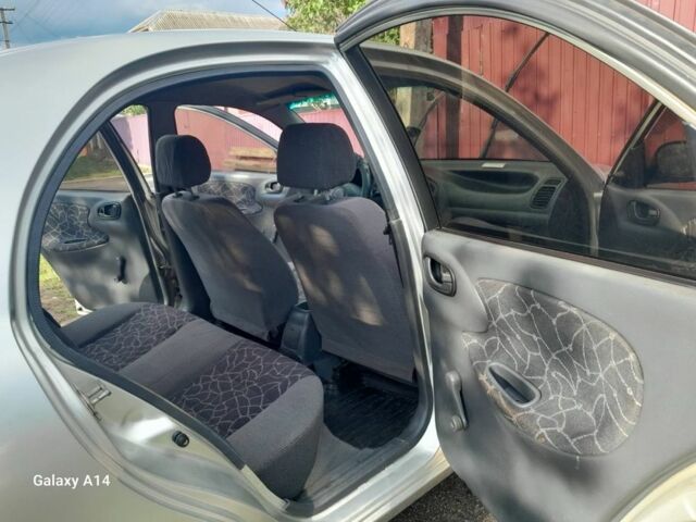 Серый Дэу Сенс, объемом двигателя 1.3 л и пробегом 380 тыс. км за 1690 $, фото 3 на Automoto.ua