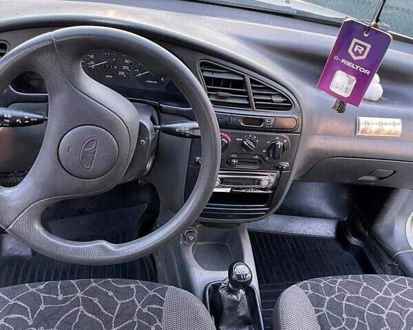 Серый Дэу Сенс, объемом двигателя 1.5 л и пробегом 265 тыс. км за 1400 $, фото 2 на Automoto.ua