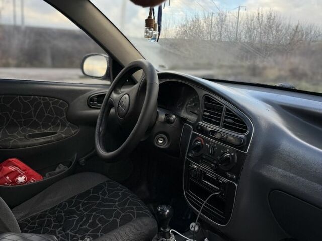 Сірий Деу Сенс, об'ємом двигуна 1.3 л та пробігом 253 тис. км за 1700 $, фото 4 на Automoto.ua