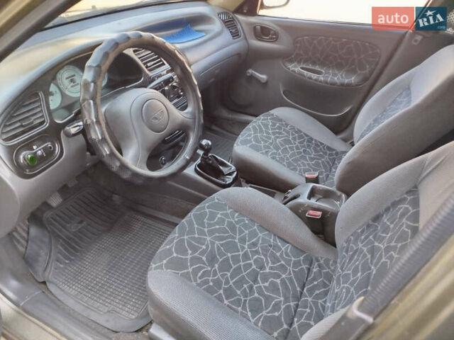 Сірий Деу Сенс, об'ємом двигуна 1.3 л та пробігом 179 тис. км за 1650 $, фото 4 на Automoto.ua