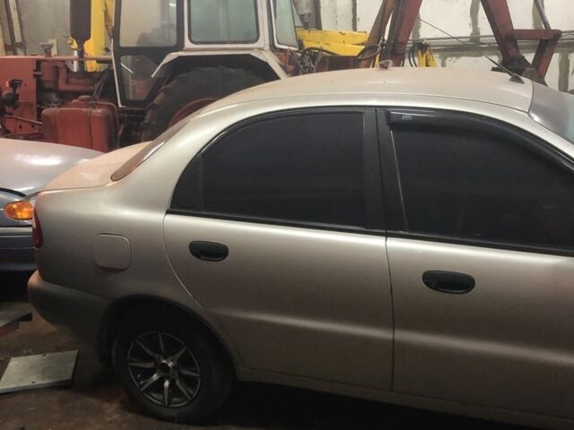 Серый Дэу Сенс, объемом двигателя 1.3 л и пробегом 200 тыс. км за 471 $, фото 1 на Automoto.ua