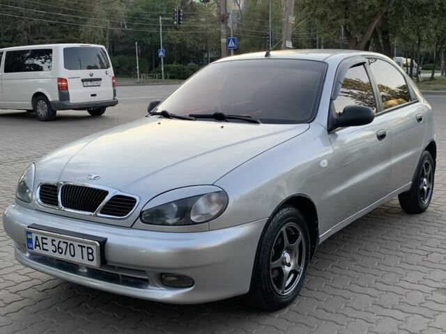 Сірий Деу Сенс, об'ємом двигуна 1.5 л та пробігом 5 тис. км за 2550 $, фото 2 на Automoto.ua