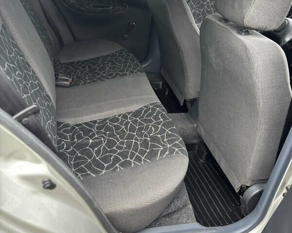 Серый Дэу Сенс, объемом двигателя 1.3 л и пробегом 208 тыс. км за 1999 $, фото 12 на Automoto.ua