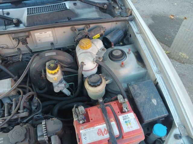 Сірий Деу Сенс, об'ємом двигуна 1.5 л та пробігом 270 тис. км за 2500 $, фото 14 на Automoto.ua